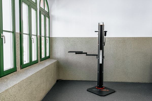 E-bike repair stand with tool tray